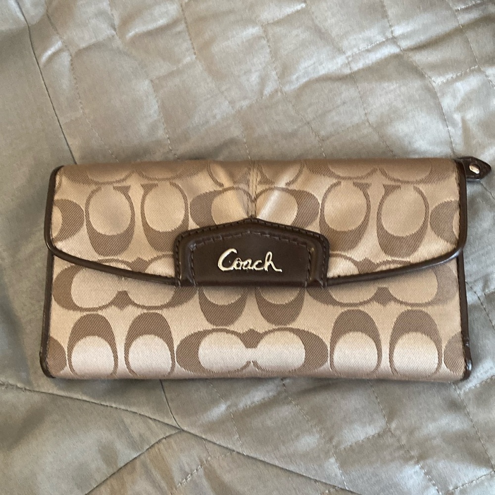 Coach Legacy Signature Checkbook Wallet